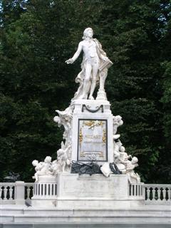 Foto Wiener Mozart Denkmal
